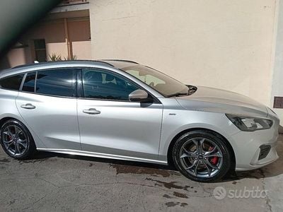 Usata Ford Focus ST-Line 120 CV (88 kW) 2019 Grigio Station wagon