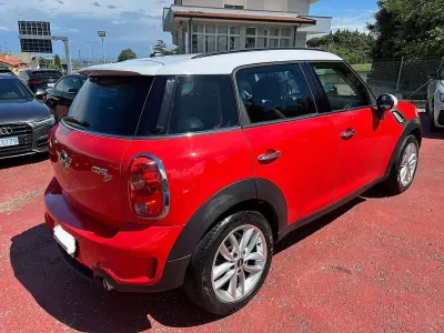 Usata Mini Cooper SD Countryman 143 CV (105 kW) 2012 Rosso SUV