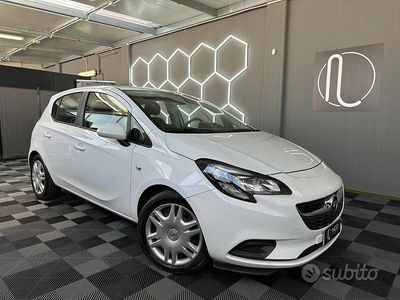 Usata Opel Corsa Cosmo 74 CV (54 kW) 2016 Bianco Utilitaria