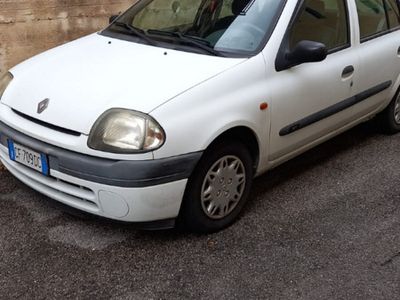 Renault Clio II