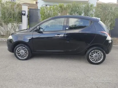 Usata Lancia Ypsilon