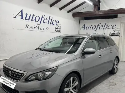 Usata Peugeot 308 GT-line 120 CV (88 kW) 2017 Grigio Station wagon
