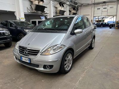 Usata Mercedes A180 Elegance 109 CV (80 kW) 2006 Argento Monovolume