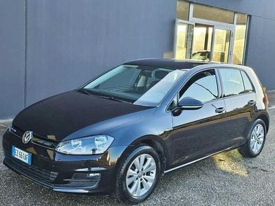 Usata VW Golf VII Trendline 110 CV (80 kW) 2015 Nero