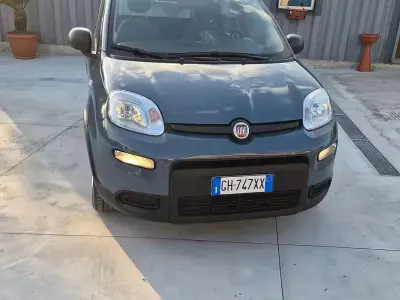 Begagnad Fiat Panda Sport 69 HK (50 kW) 2022 Blå Halvkombi
