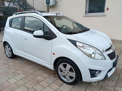 Usata Chevrolet Spark LT 82 CV (60 kW) 2011 Bianco Utilitaria