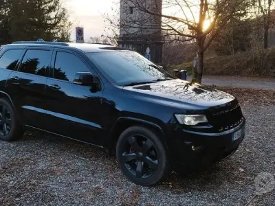 Usata Jeep Cherokee 250 CV (183 kW) 2013 Nero SUV