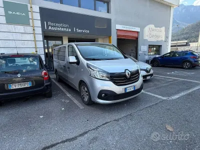Usata Renault Trafic Zen 145 CV (106 kW) 2017 Grigio Monovolume