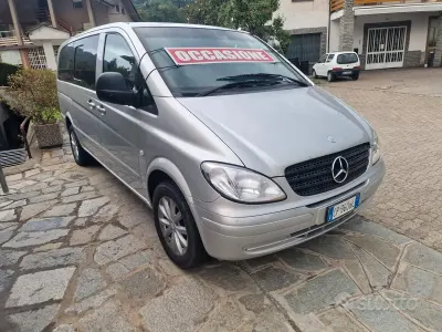 Usata Mercedes Viano 150 CV (110 kW) 2006 Grigio Monovolume