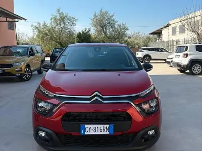 Usata Citroën C3 Feel 102 CV (75 kW) 2022 Rosso Utilitaria