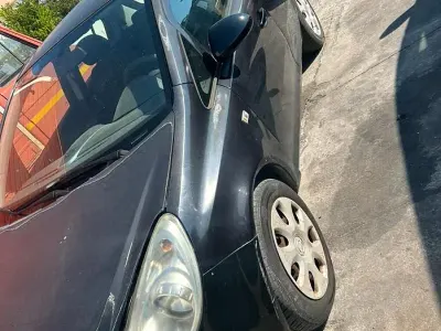 Usata Opel Corsa 69 CV (50 kW) 2009 Nero Utilitaria