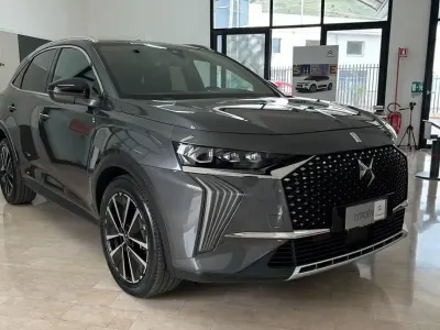 Usata DS Automobiles DS7 Crossback Rivoli 224 CV (164 kW) 2023 Grigio SUV