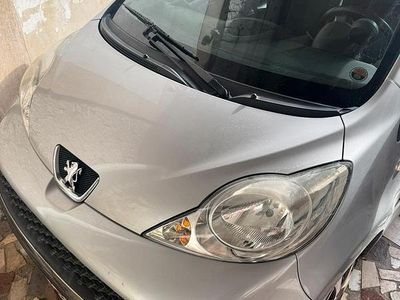 Käytetty Peugeot 107 68 HP (50 kW) 2009 Harmaa Viistoperä