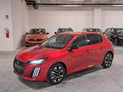 Nuova Peugeot 208 Allure 101 CV (74 kW) 2025 Rosso elixir Utilitaria