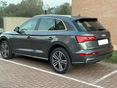 Usata Audi Q5 S-Line 190 CV (139 kW) 2019 Grigio SUV