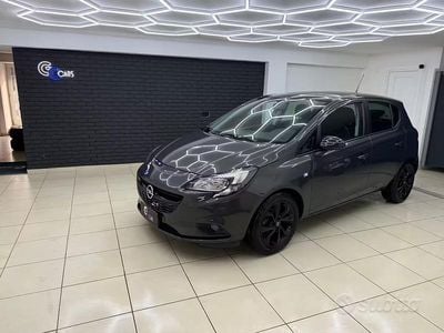 Usata Opel Corsa Cosmo 90 CV (66 kW) 2016 Grigio Utilitaria