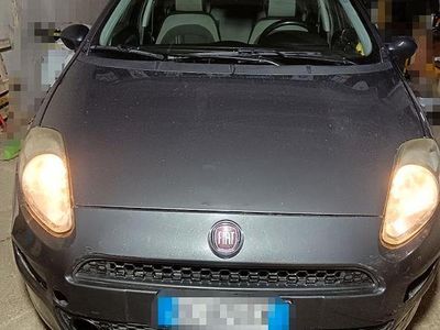 Usata Fiat Grande Punto 85 CV (62 kW) 2012 Grigio Utilitaria