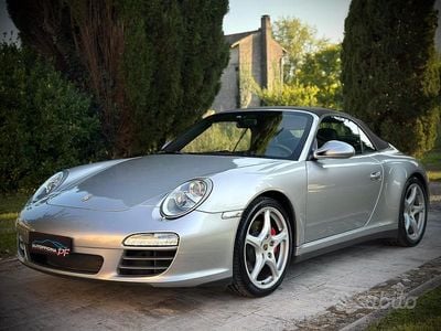 Usata Porsche 997 2011 Grigio Cabrio