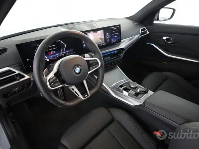 Usata BMW 330e M Sport 286 CV (210 kW) 2025 Grigio Station wagon