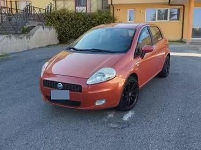 Usado Fiat Grande Punto 120 HP (88 kW) 2005 Citadino