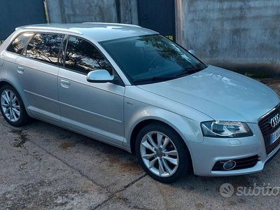 Usata Audi A3 Ambiente 105 CV (77 kW) 2011 Grigio Utilitaria