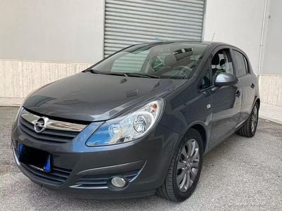 Usata Opel Corsa 95 CV (69 kW) 2011 Grigio Utilitaria