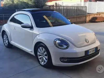 Usata VW Beetle Sportline 140 CV (102 kW) 2013 Bianco Utilitaria