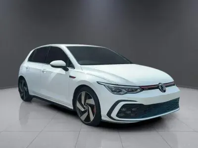Usata VW Golf VIII GTI 245 CV (180 kW) 2021 Bianco Berlina