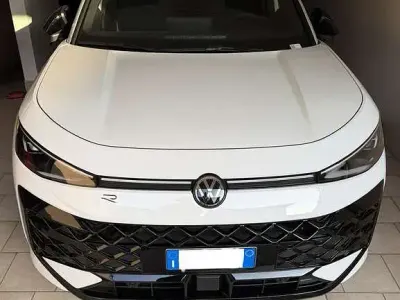 Usata VW T-Roc R-line 150 CV (110 kW) 2026 SUV