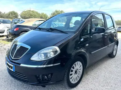 Usata Lancia Musa 77 CV (56 kW) 2012 Nero Monovolume