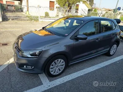 Usata VW Polo 75 CV (55 kW) 2013 Grigio Utilitaria