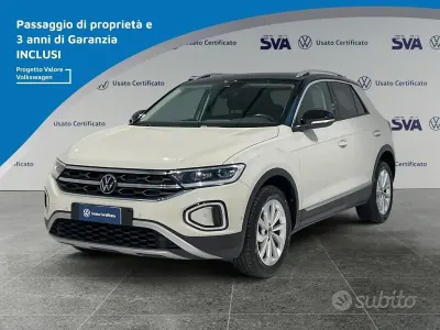Używany VW T-Roc Style 110 KM (80 kW) 2023 Szary SUV