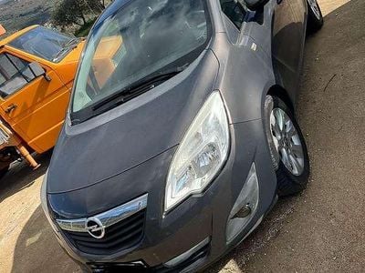 Usata Opel Meriva 75 CV (55 kW) 2014 Grigio Monovolume