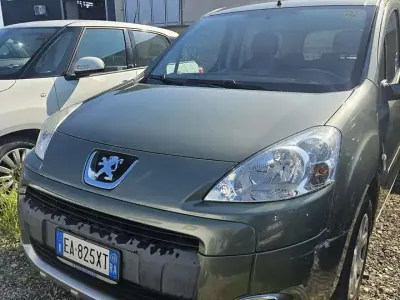 Usata Peugeot TePee Outdoor 120 CV (88 kW) 2010 Other Station wagon