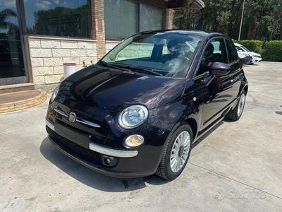 Usata Fiat 500 Lounge 69 CV (50 kW) 2014 Viola Utilitaria