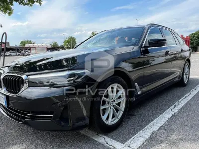Usata BMW 520 Luxury Line 190 CV (139 kW) 2022 Nero Station wagon