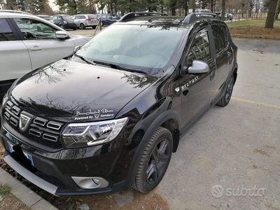 Brugt Dacia Sandero Stepway 90 HK (66 kW) 2017 Sort SUV