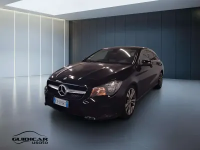 Usata Mercedes CLA220 Shooting Brake Night 177 CV (130 kW) 2015 Nero Station wagon