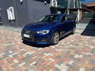 Usata Audi A3 Ambition 105 CV (77 kW) 2013 Blu/azzurro Berlina