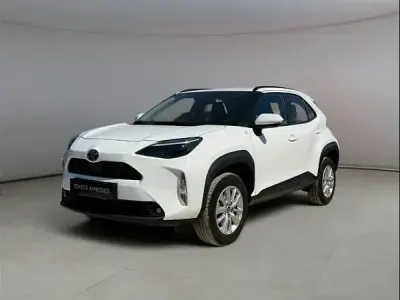 Usata Toyota Yaris Cross Active 116 CV (85 kW) 2025 Bianco SUV