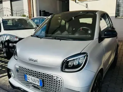 Begagnad Smart ForTwo Coupé Brabus 41 kW (56 HK) 2020 Grå Halvkombi