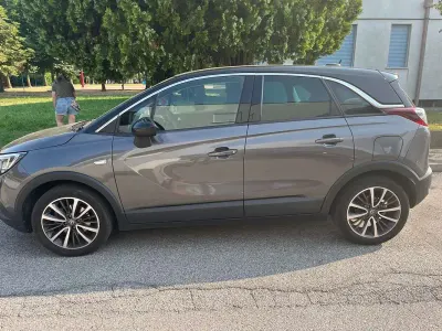 Usata Opel Crossland X Ultimate 120 CV (88 kW) 2020 SUV