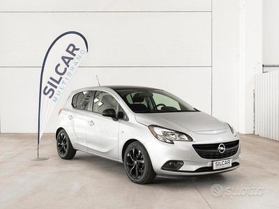 Usata Opel Corsa 90 CV (66 kW) 2016 Argento Berlina