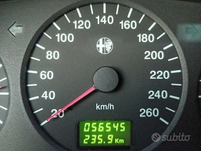 Usata Alfa Romeo 146 140 CV (102 kW) 1997 Blu/azzurro Utilitaria