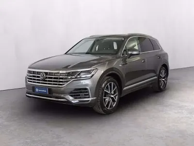 Usata VW Touareg Elegance 381 CV (280 kW) 2023 Silizium grey metallizzato SUV