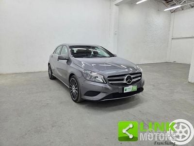 Usata Mercedes A200 136 CV (100 kW) 2014 Grigio scuro Berlina