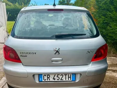 Usata Peugeot 307 88 CV (64 kW) 2004 Grigio Berlina