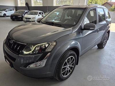 Usata Mahindra XUV500 140 CV (102 kW) 2017 Grigio SUV