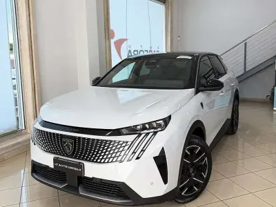 Usata Peugeot 3008 GT 136 CV (100 kW) 2025 Bianco SUV