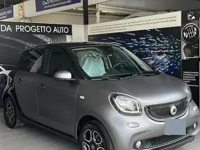 Usata Smart ForFour 90 CV (66 kW) 2018 Grigio Utilitaria
